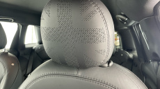 MINI Hatchback 1.5 Cooper Exclusive 5dr Auto [Comfort/Nav Pack] Petrol Hatchback